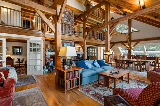 $3,500,000 | 93 Governors Point Road, Harpswell, ME 04079