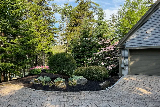 $3,500,000 | 93 Governors Point Road, Harpswell, ME 04079