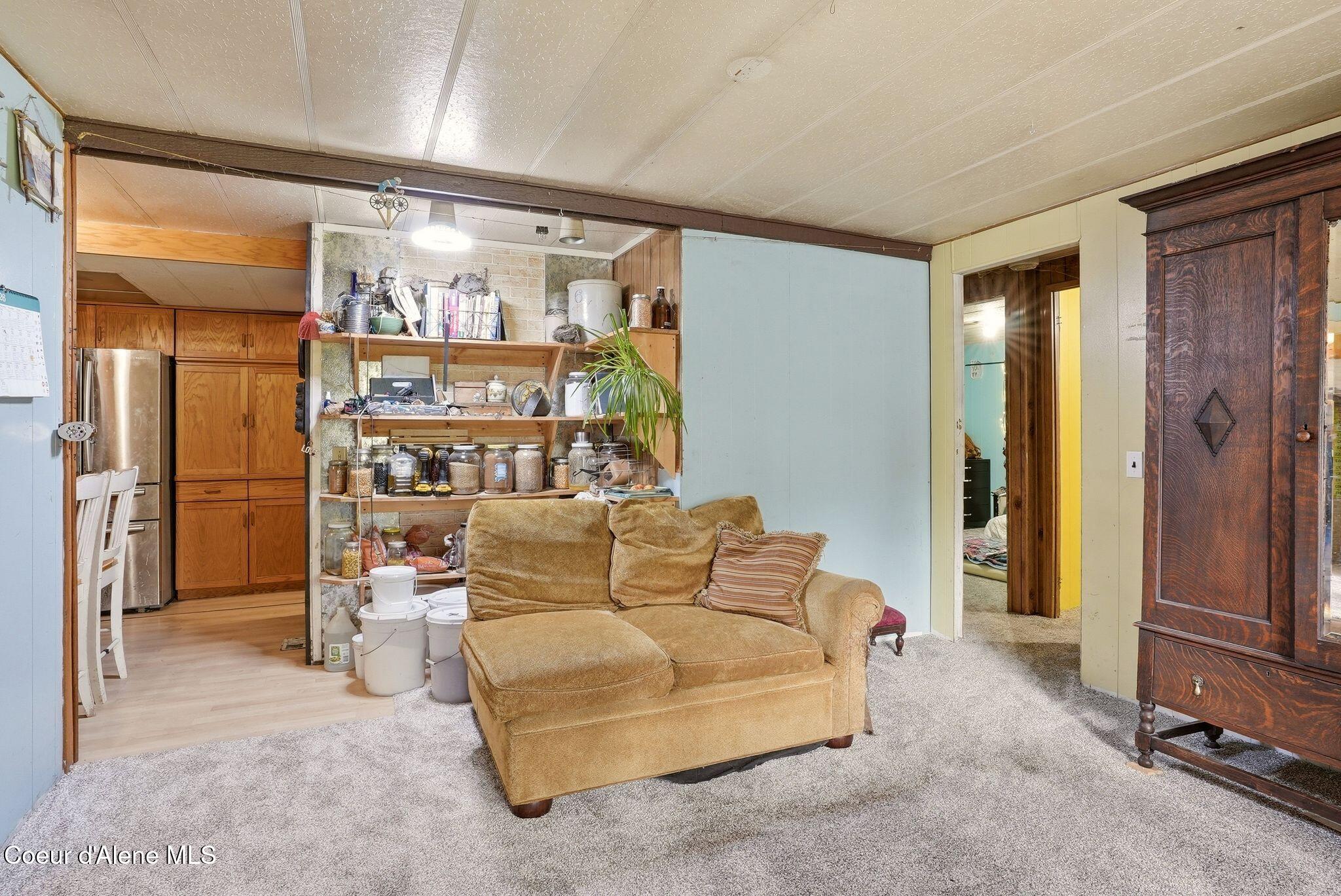 890 Pokey Creek Road Fernwood, ID 83830 - Photo 20 of 45 Family Room
