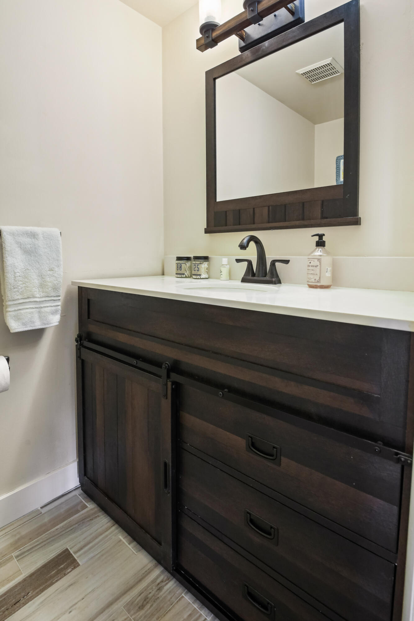 321 Pine Ridge Circle, Unit C2 Greenacres, FL 33463 - Photo 17 of 29 1/2 BTH
