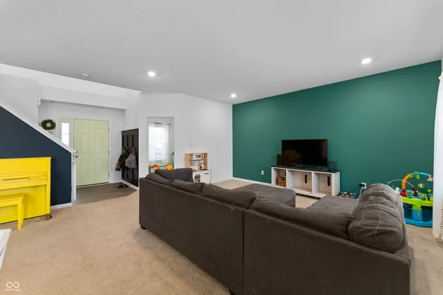 $329,900 | 8159 Ambrosia Lane, Pendleton, IN 46064