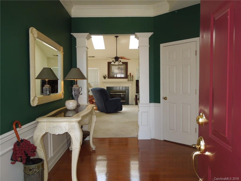 819 Clearbrook Road Matthews, NC 28105 - Photo 3 of 24 Gallery Image 3
