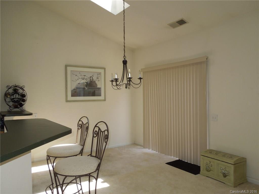 819 Clearbrook Road Matthews, NC 28105 - Photo 6 of 24 Gallery Image 6