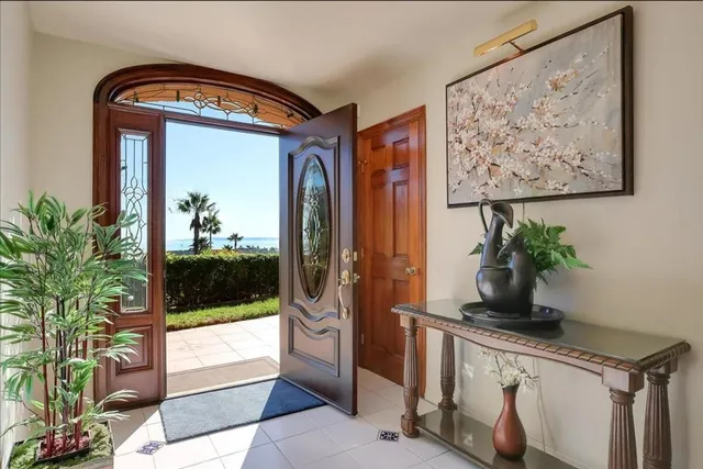 $2,999,000 | 202 East Mountain Drive, Montecito, CA 93108