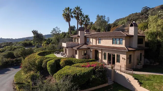 $2,999,000 | 202 East Mountain Drive, Montecito, CA 93108