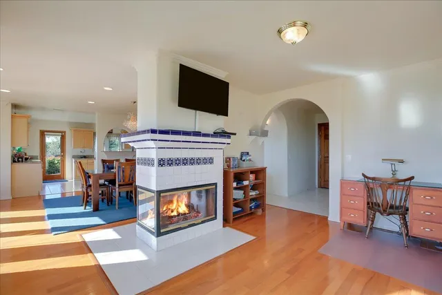 $2,999,000 | 202 East Mountain Drive, Montecito, CA 93108