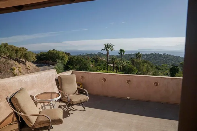 $2,999,000 | 202 East Mountain Drive, Montecito, CA 93108