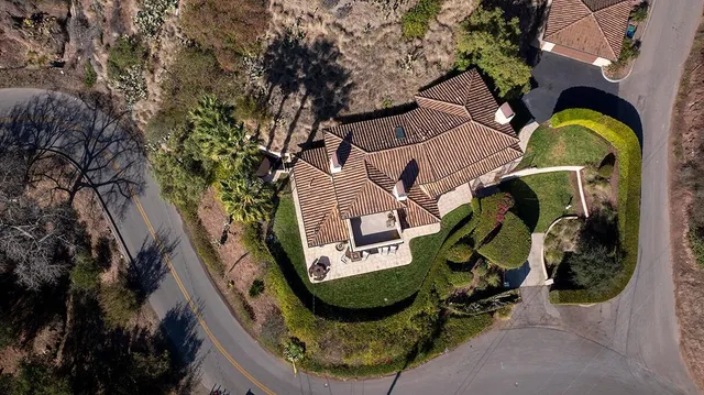 $2,999,000 | 202 East Mountain Drive, Montecito, CA 93108