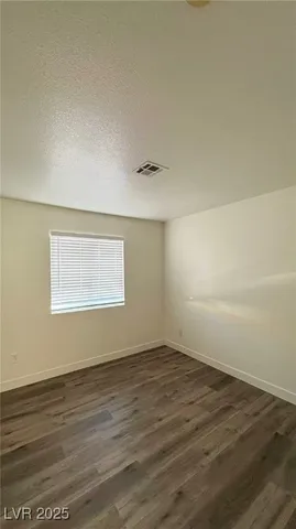 $2,050 | 5042 Vista Loma Way, North Las Vegas, NV 89031