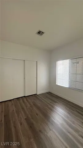 $1,945 | 5042 Vista Loma Way, North Las Vegas, NV 89031