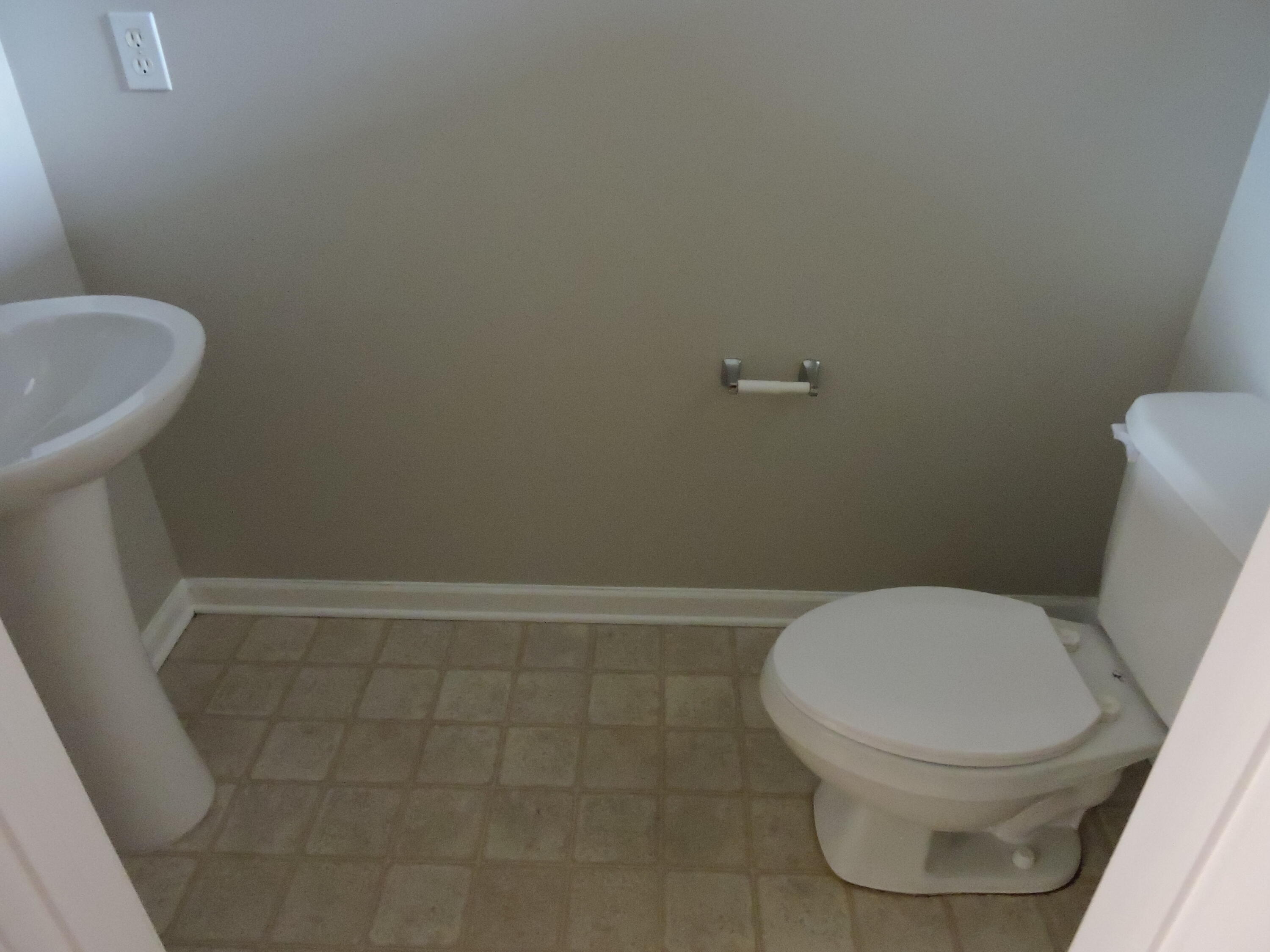 132 Swaying Pine Court Crestview, FL 32539 - Photo 2 of 18 DSCN5528