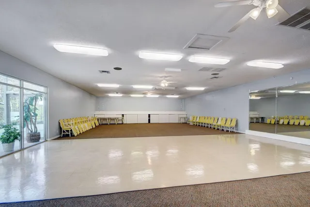 $150,000 | 200 Waterway Drive South, Unit 104, Lantana, FL 33462