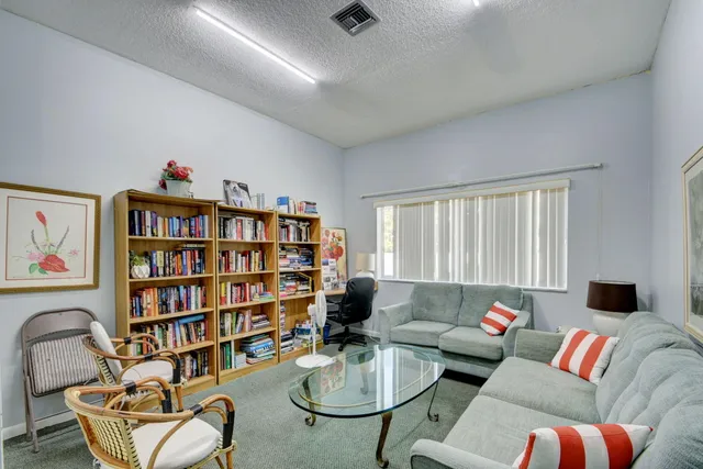 $150,000 | 200 Waterway Drive South, Unit 104, Lantana, FL 33462