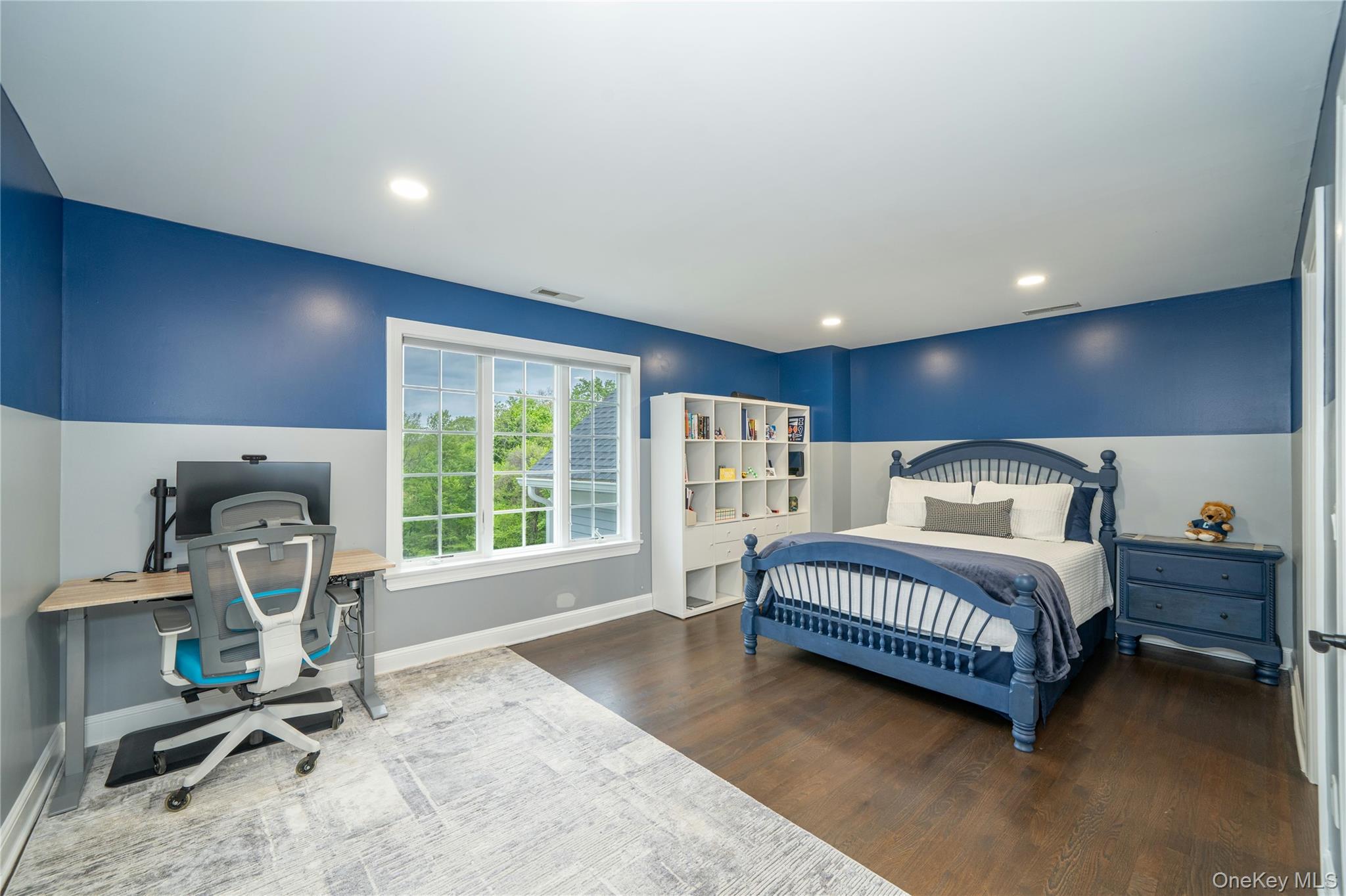 630 Chappaqua Road Briarcliff Manor, NY 10510 - Photo 31 of 41 Spacious secondary bedroom with beautifully renovated en-suite bathroom and abundant natural light