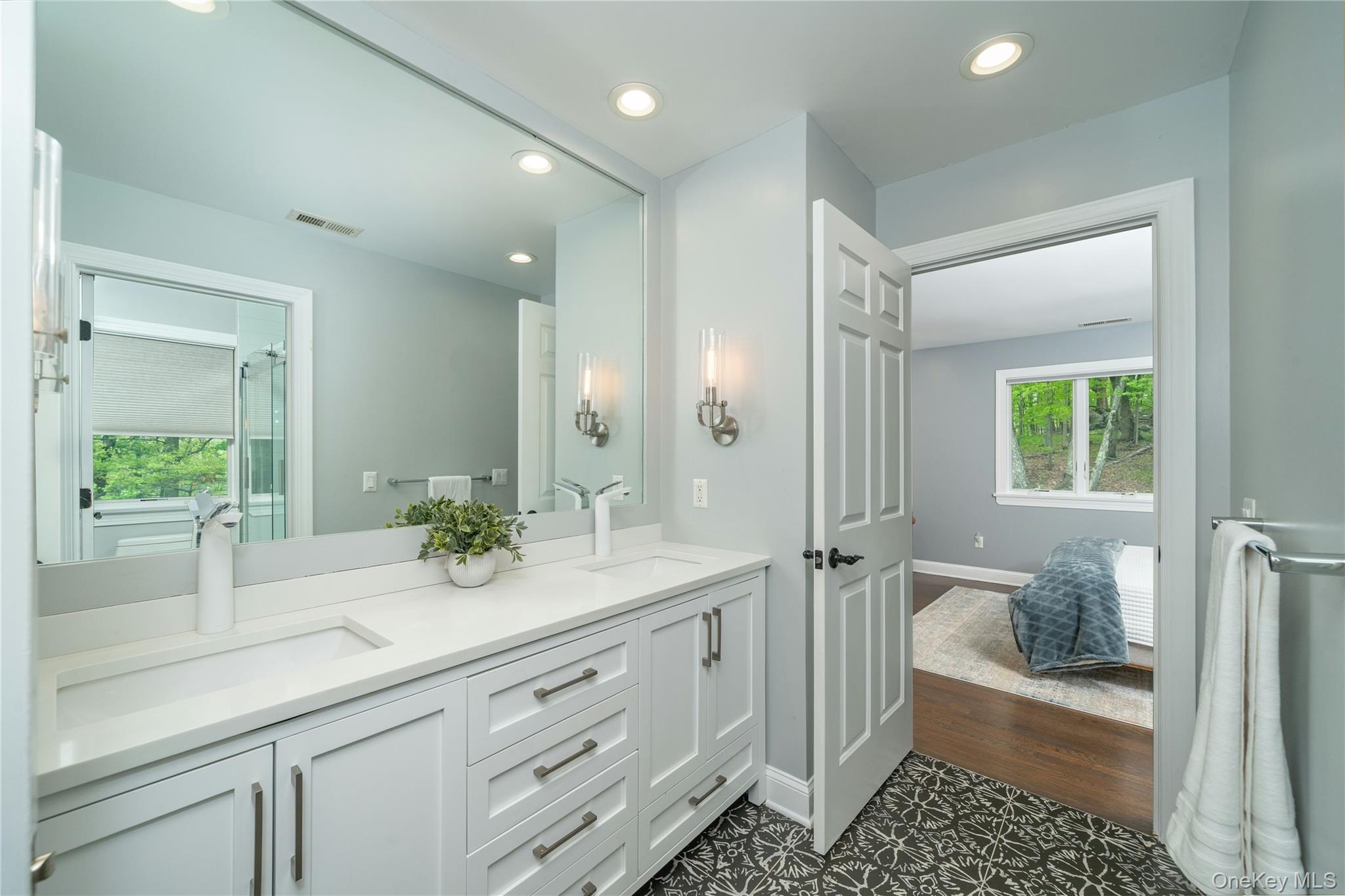 630 Chappaqua Road Briarcliff Manor, NY 10510 - Photo 34 of 41 Thoughtfully designed shared bathroom with separate double vanity area and private tub/shower room
