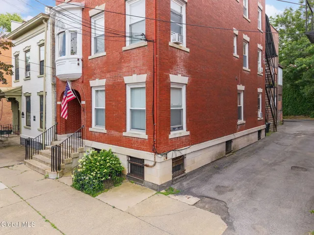 $775,000 | 210 Union Street, Schenectady, NY 12305
