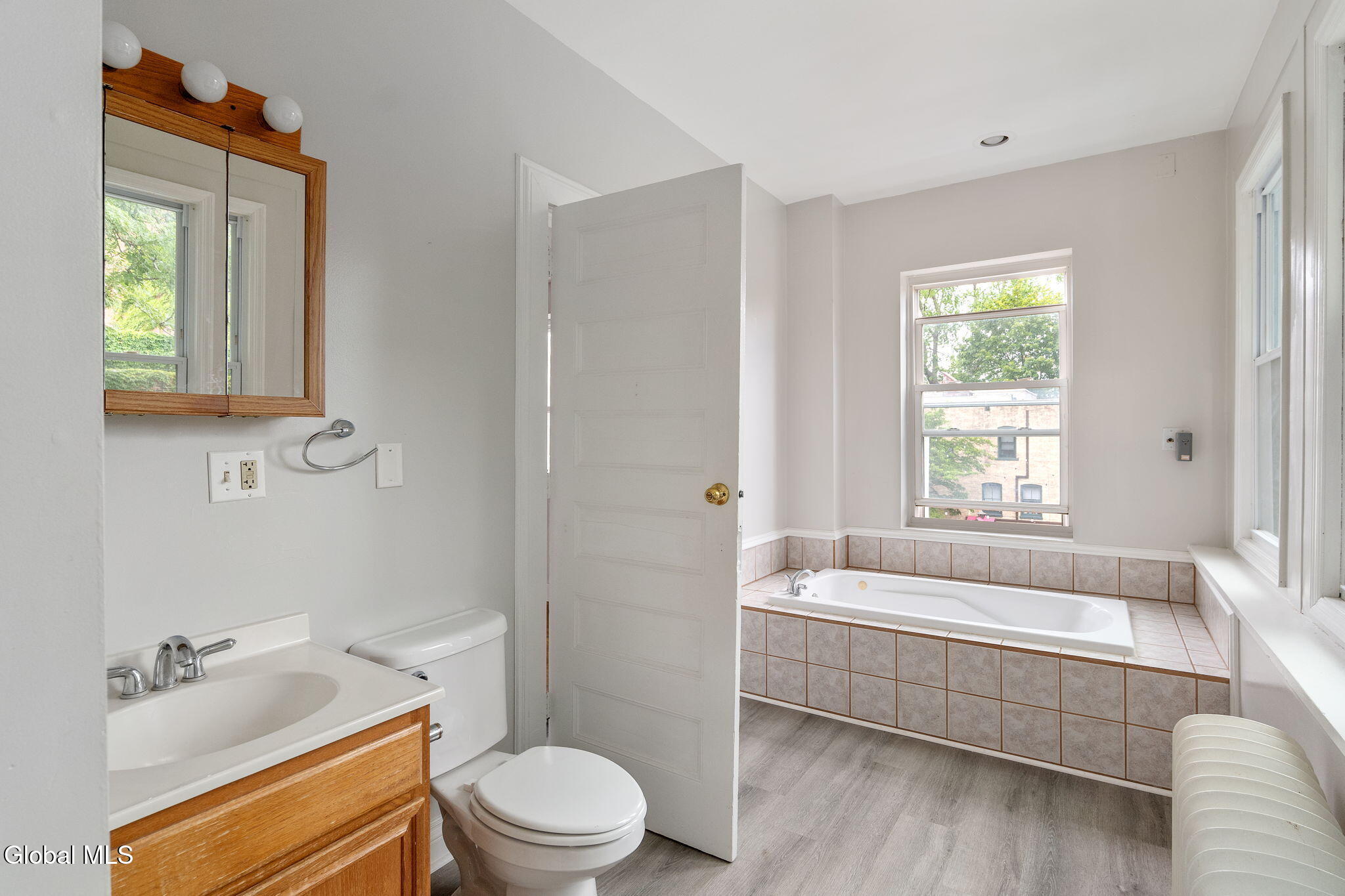 210 Union Street Schenectady, NY 12305 - Photo 27 of 40 27-210UnionSt_27