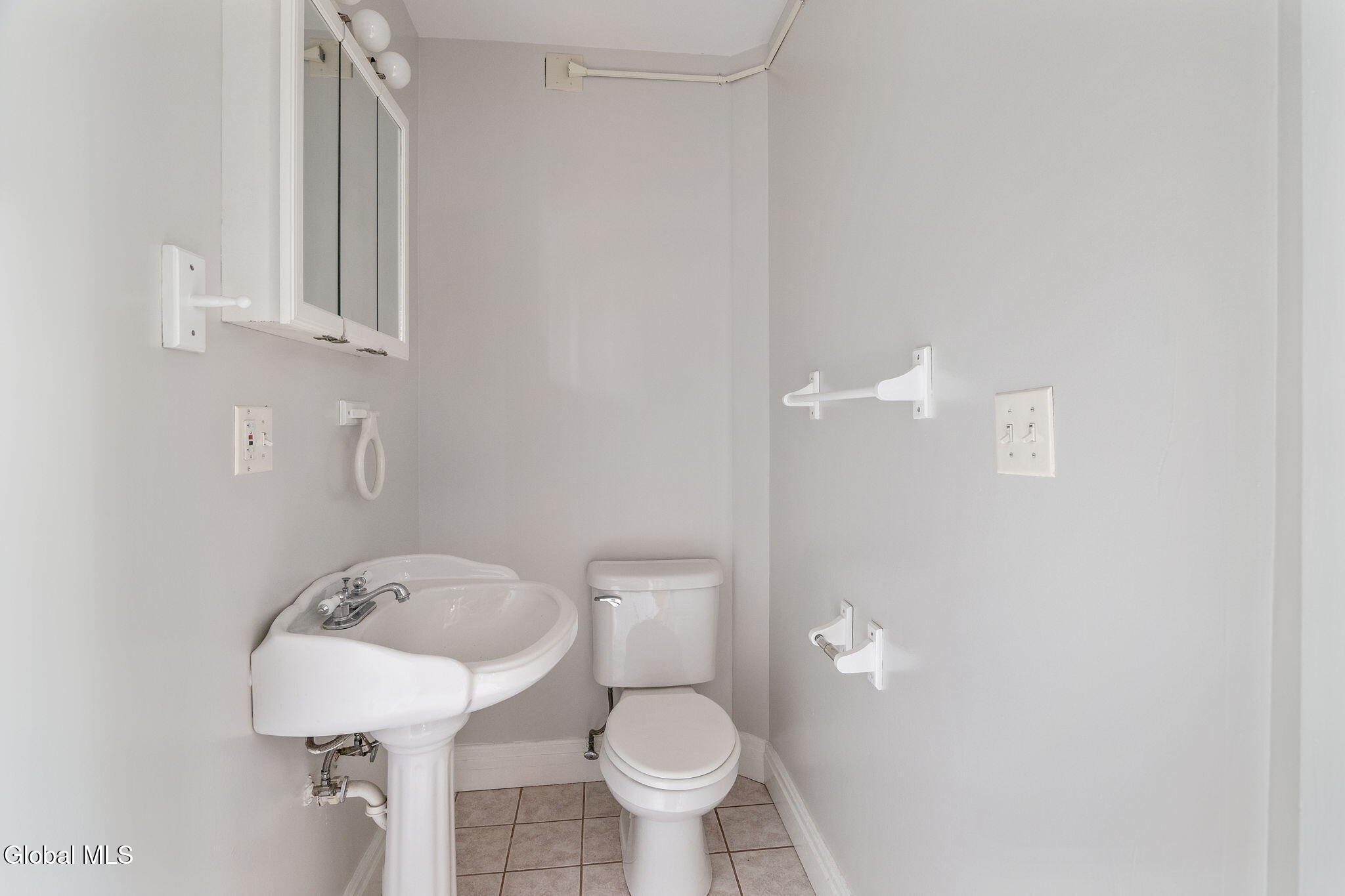 210 Union Street Schenectady, NY 12305 - Photo 29 of 40 29-210UnionSt_29