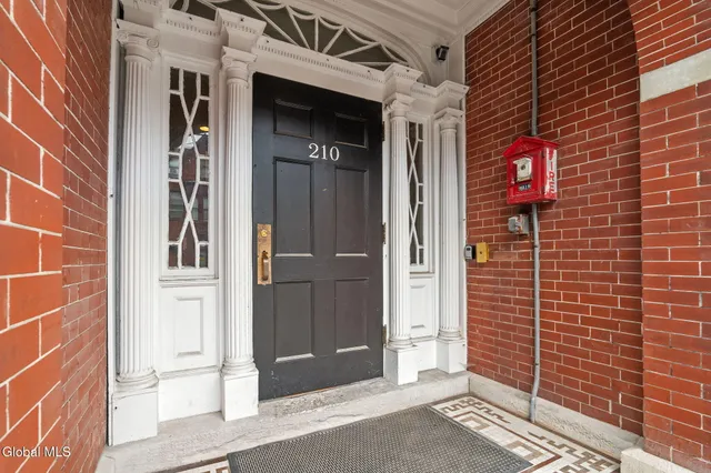 $775,000 | 210 Union Street, Schenectady, NY 12305