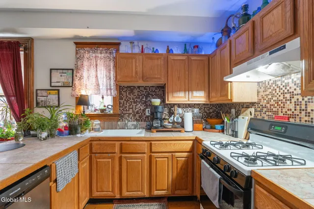 $775,000 | 210 Union Street, Schenectady, NY 12305