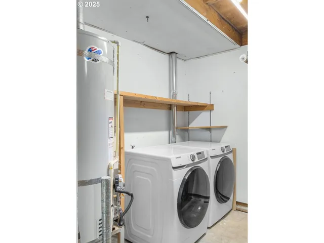 $249,000 | 1696 Northwest Rolling Hill Drive, Beaverton, OR 97006