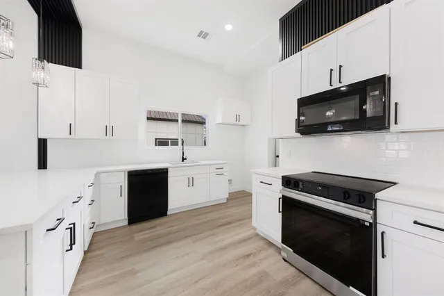 $195,000 | 1269 Bonham Street, Paris, TX 75460