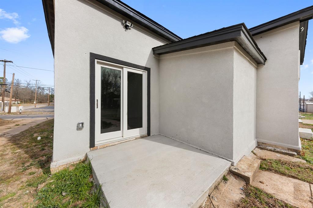 1269 Bonham Street Paris, TX 75460 - Photo 23 of 32