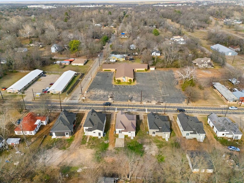 1269 Bonham Street Paris, TX 75460 - Photo 28 of 32