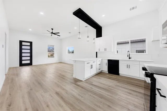 $195,000 | 1269 Bonham Street, Paris, TX 75460