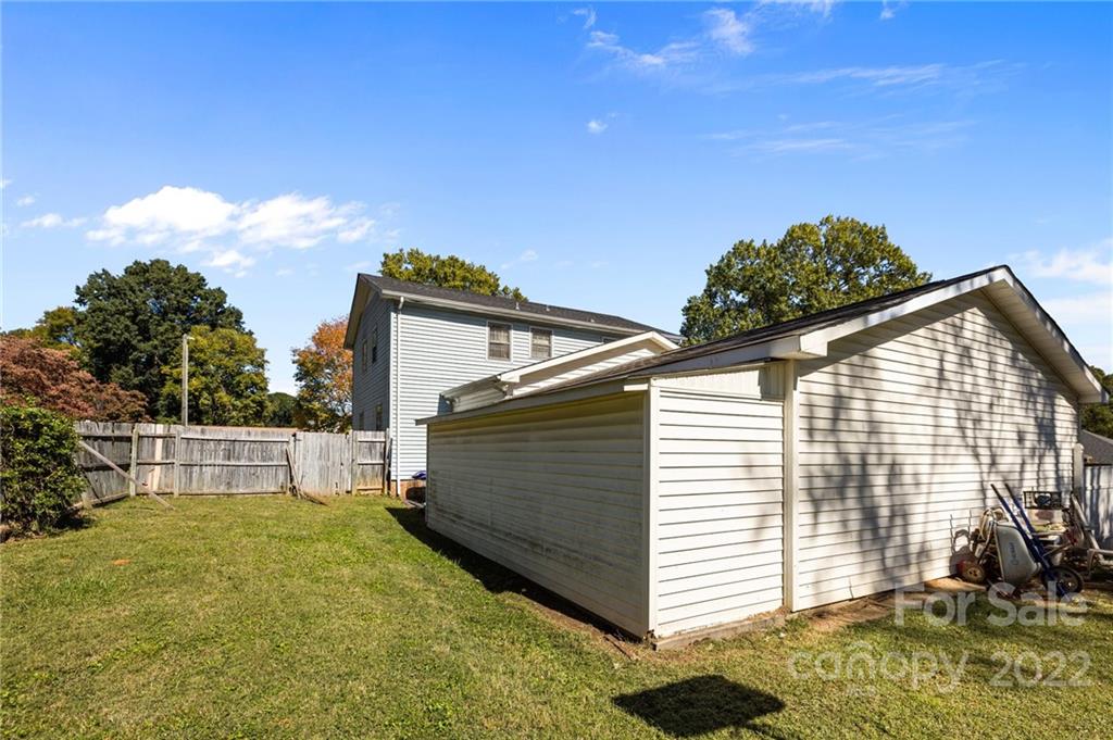 5418 Toano Road Charlotte, NC 28215 - Photo 5 of 48 Gallery Image 5