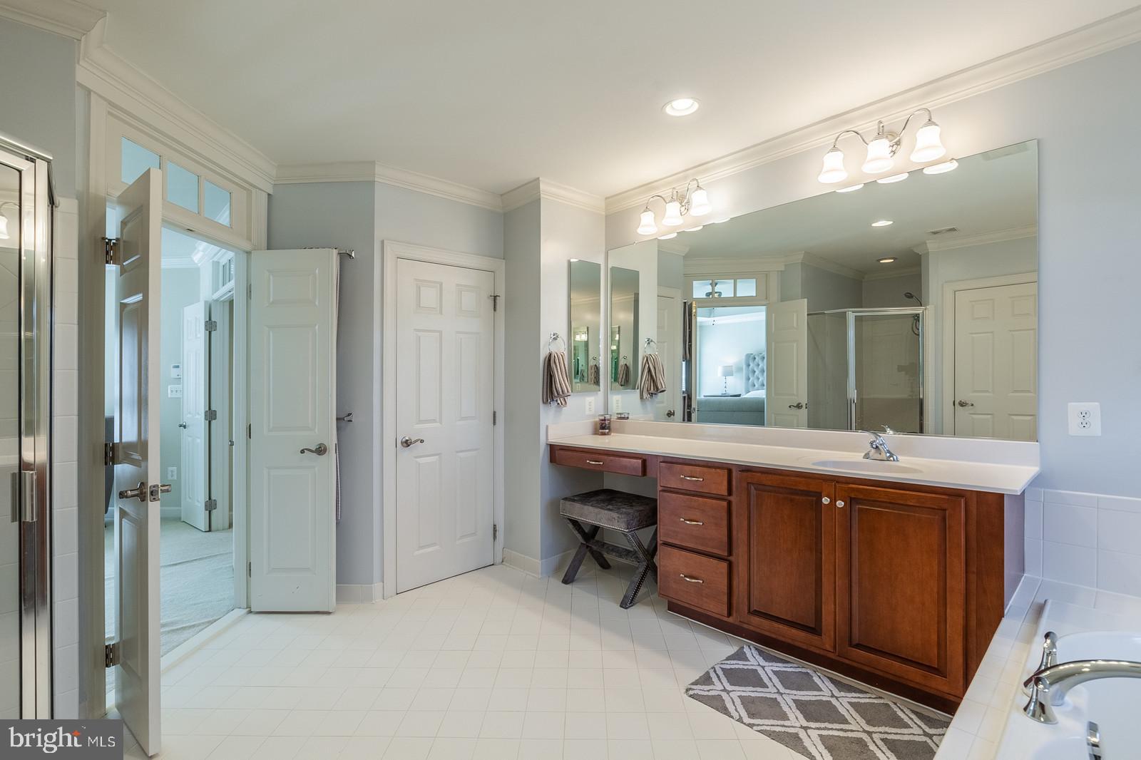 18487 Kerill Road Triangle, VA 22172 - Photo 23 of 45 Master bath