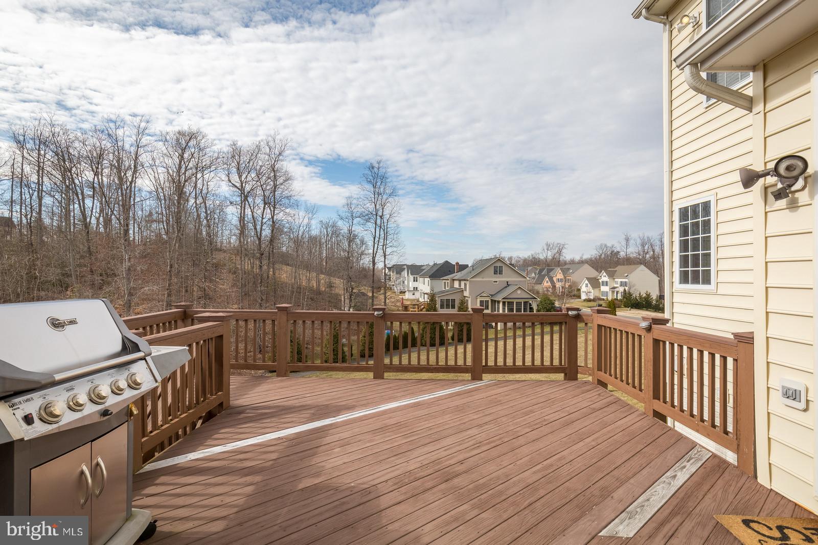 18487 Kerill Road Triangle, VA 22172 - Photo 40 of 45 Extra large deck
