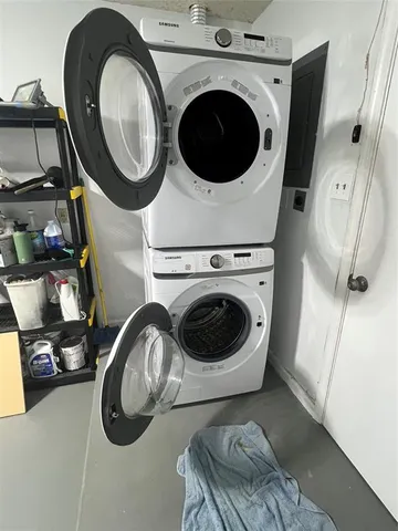 $2,900 | 6522 Harbour Road, North Lauderdale, FL 33068