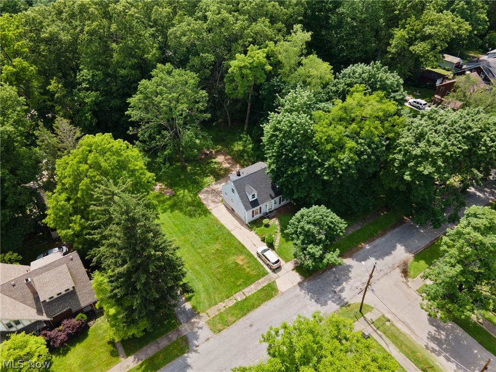 2864 Rogers Road Youngstown, OH 44511 - Photo 16 of 25 Gallery Image 16