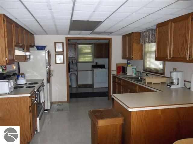 9347 Gedman Road Mancelona, MI 49659 - Photo 6 of 19 1738123-5.JPG