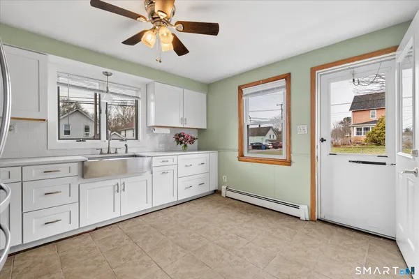 $320,000 | 10 Packerville Road, Plainfield, CT 06374