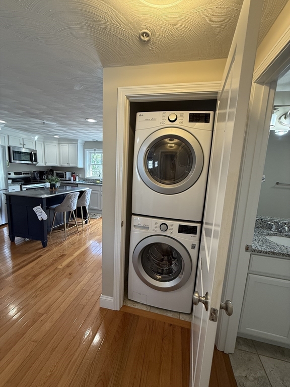 146 South Main Street, Unit 2D Clinton, MA 01510 - Photo 11 of 32