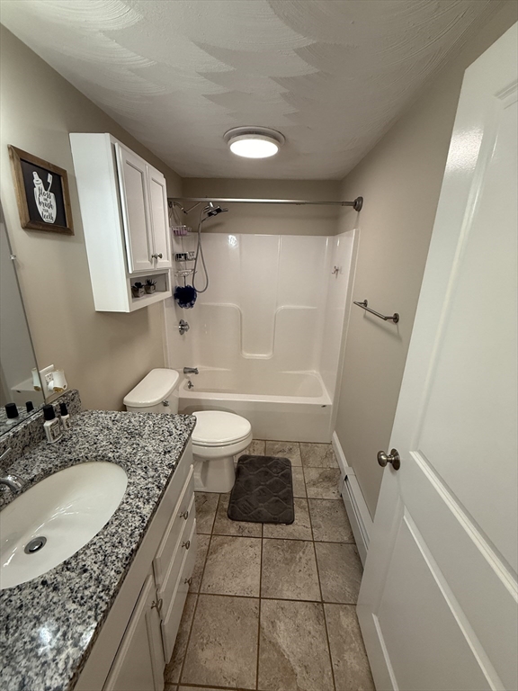 146 South Main Street, Unit 2D Clinton, MA 01510 - Photo 16 of 32