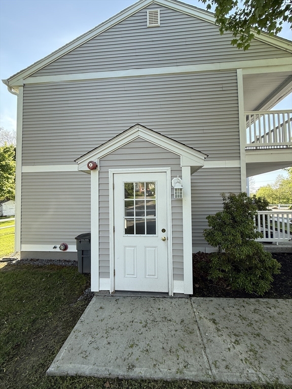 146 South Main Street, Unit 2D Clinton, MA 01510 - Photo 24 of 32