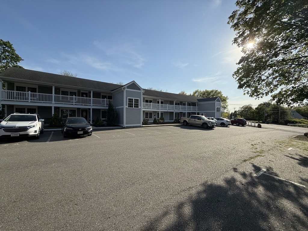 146 South Main Street, Unit 2D Clinton, MA 01510 - Photo 27 of 32