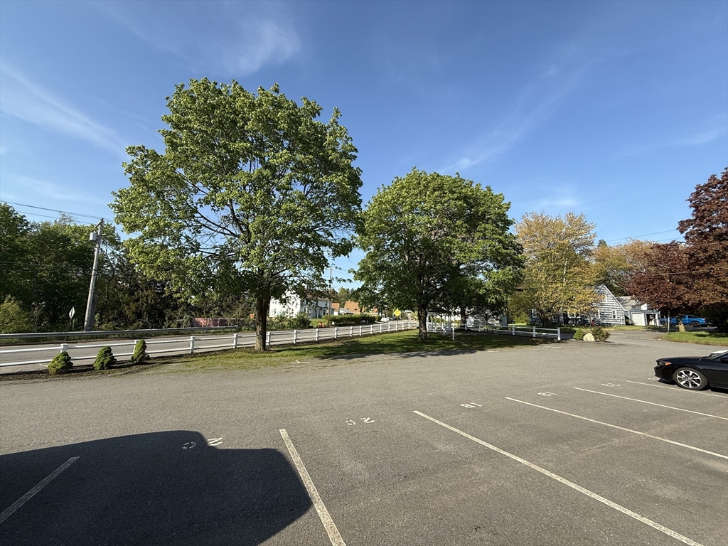 146 South Main Street, Unit 2D Clinton, MA 01510 - Photo 28 of 32