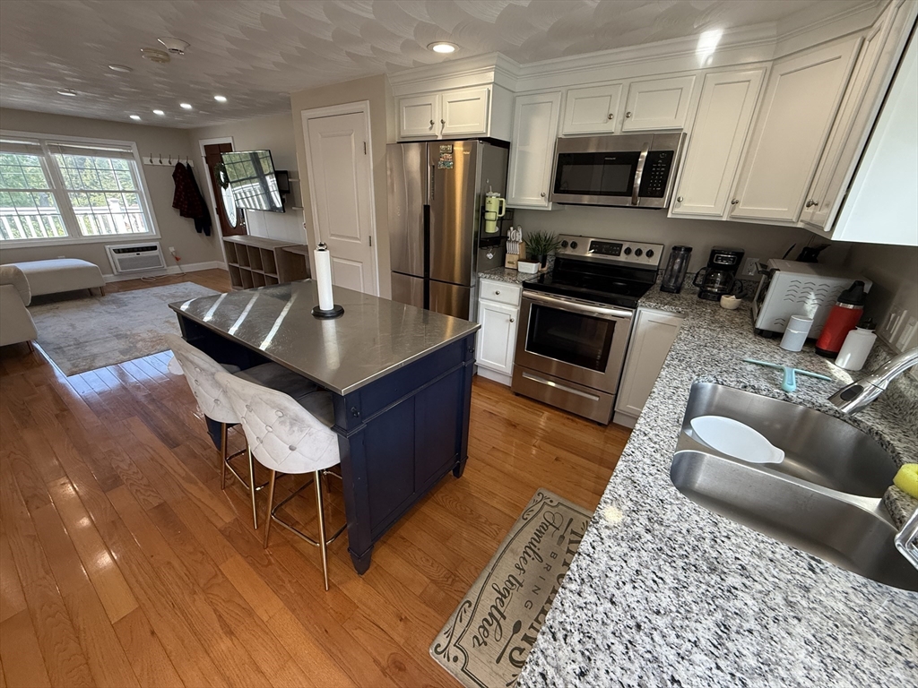 146 South Main Street, Unit 2D Clinton, MA 01510 - Photo 9 of 32