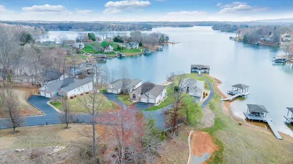 $1,275,000 | 97 Lighthouse Lane, Moneta, VA 24121