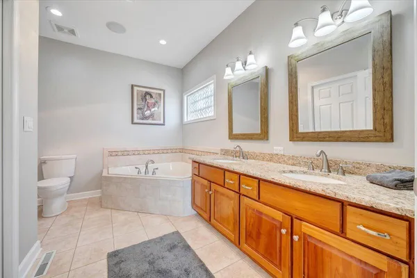 $1,275,000 | 97 Lighthouse Lane, Moneta, VA 24121