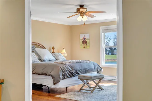 $1,275,000 | 97 Lighthouse Lane, Moneta, VA 24121