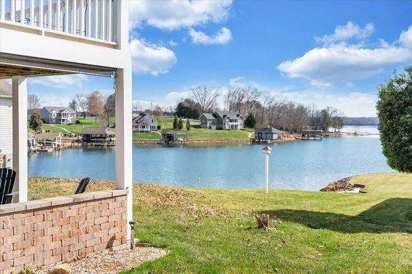 $1,275,000 | 97 Lighthouse Lane, Moneta, VA 24121