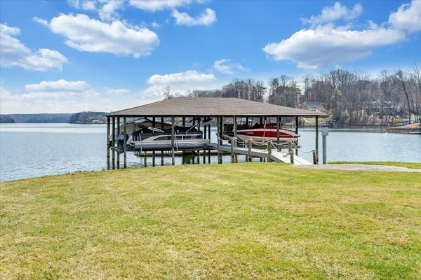$1,275,000 | 97 Lighthouse Lane, Moneta, VA 24121