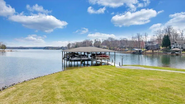 $1,275,000 | 97 Lighthouse Lane, Moneta, VA 24121