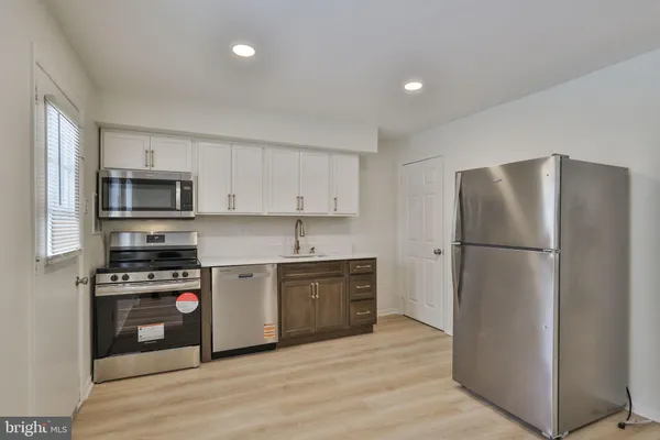 $2,198 | 305 South Warminster Road, Unit D3, Hatboro, PA 19040