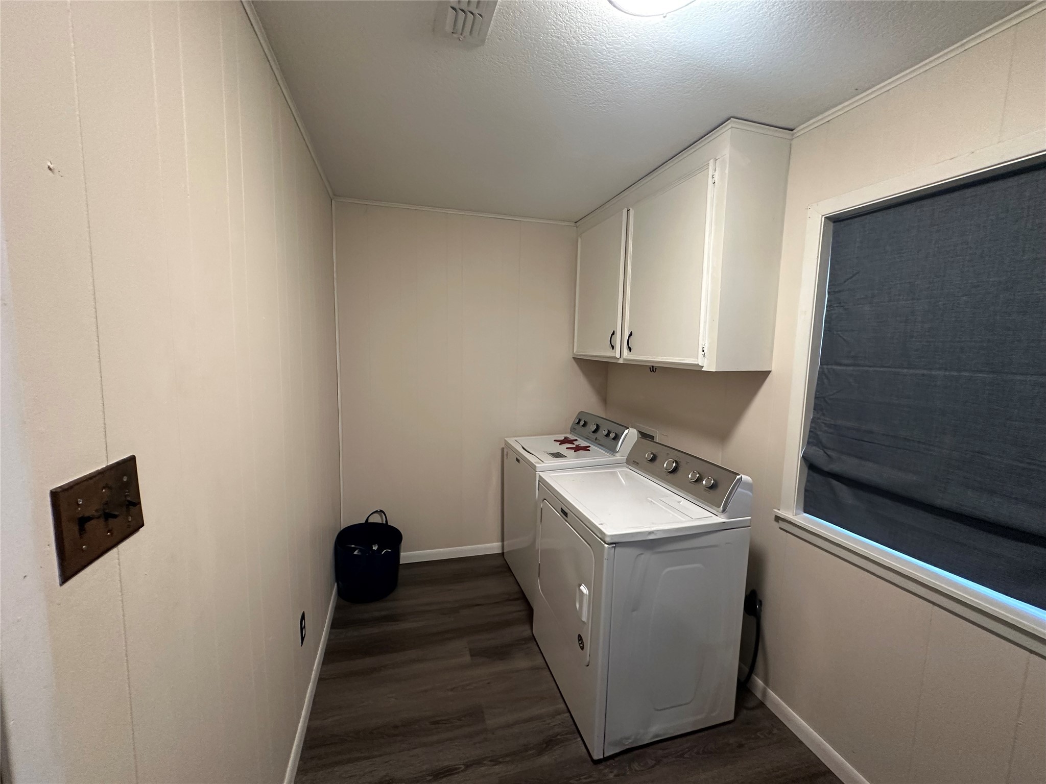 510 Ray Street Buffalo, TX 75831 - Photo 34 of 43 a utility room with dryer and washer